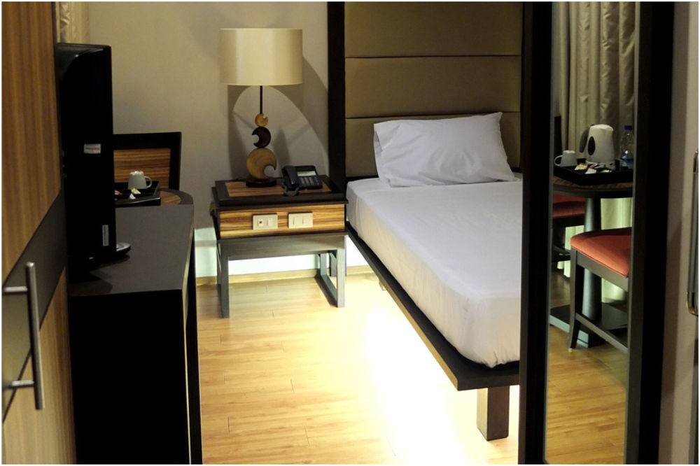 Soleste Suites Quezon City Exterior photo