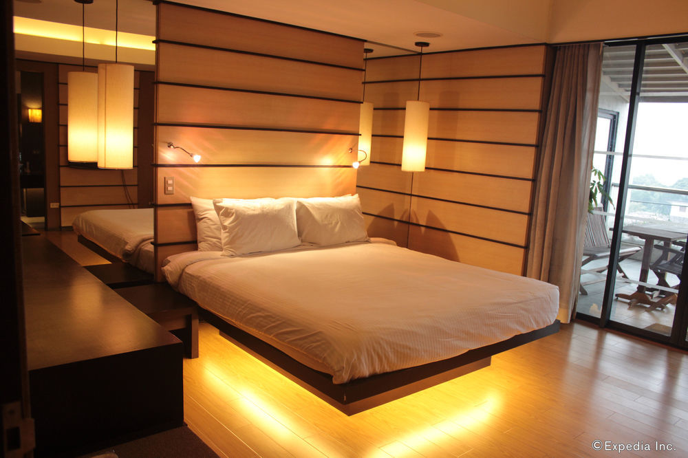 Soleste Suites Quezon City Exterior photo
