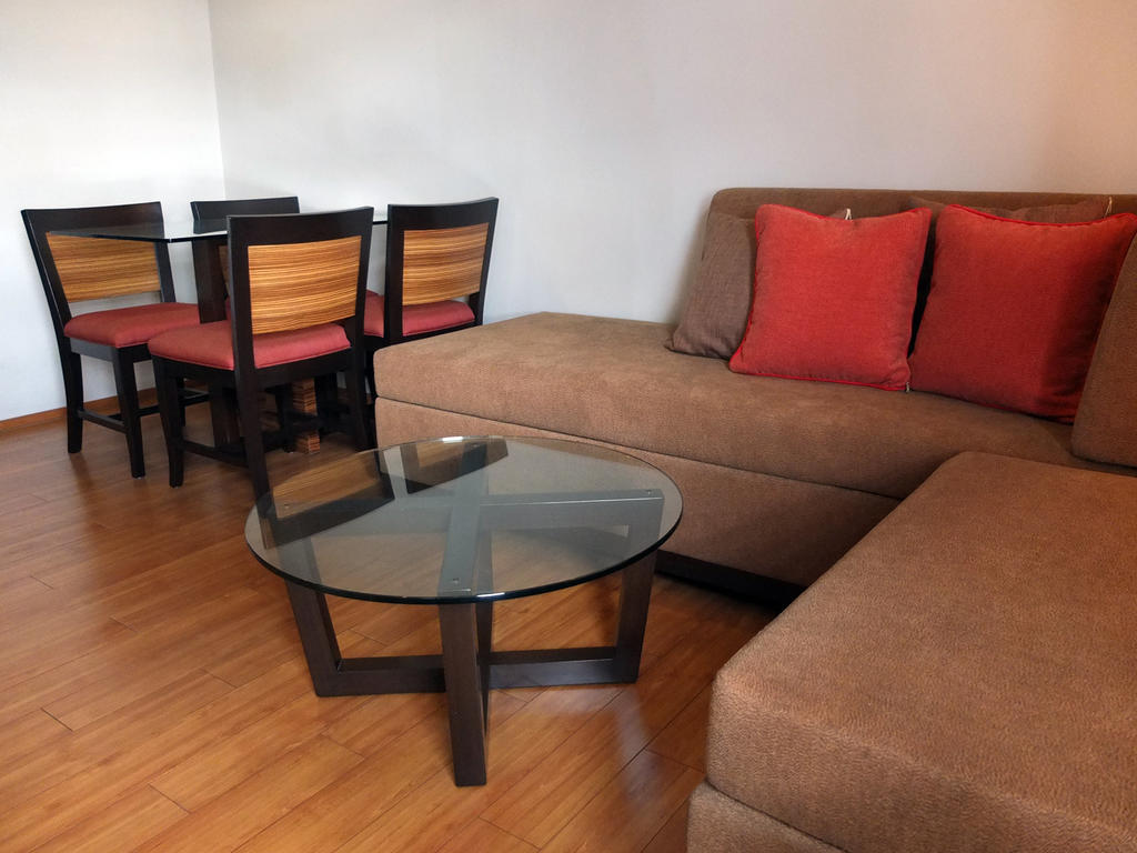 Soleste Suites Quezon City Exterior photo